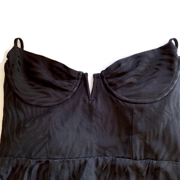 NEW Sun Becomes Her WILDFLOWER WRAP MINI Dress 2 - Picture 5 of 13